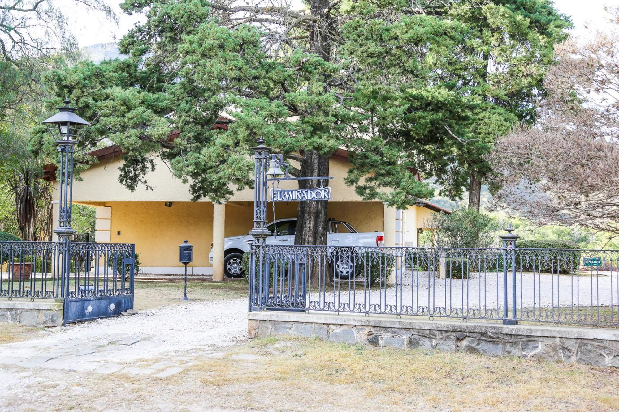 Cabanas El Mirador ラ・ファルダ エクステリア 写真